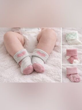 Adorable Pink and White Baby Socks Set of 4, 0-6 months